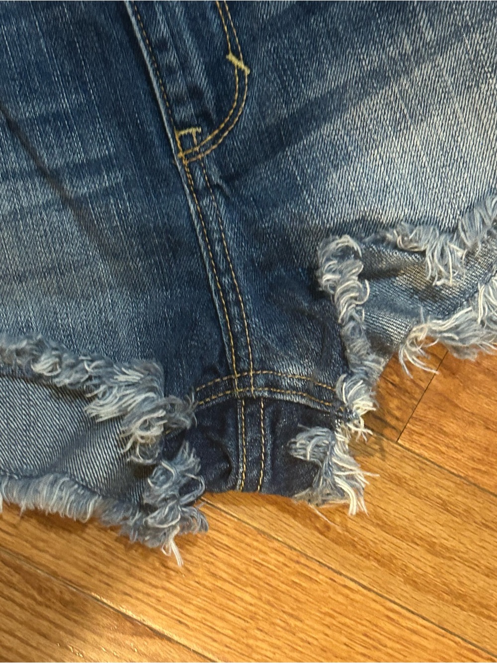 Hollister Blue Distressed Denim Cutoff Shorts size 3 - Picture 7 of 8